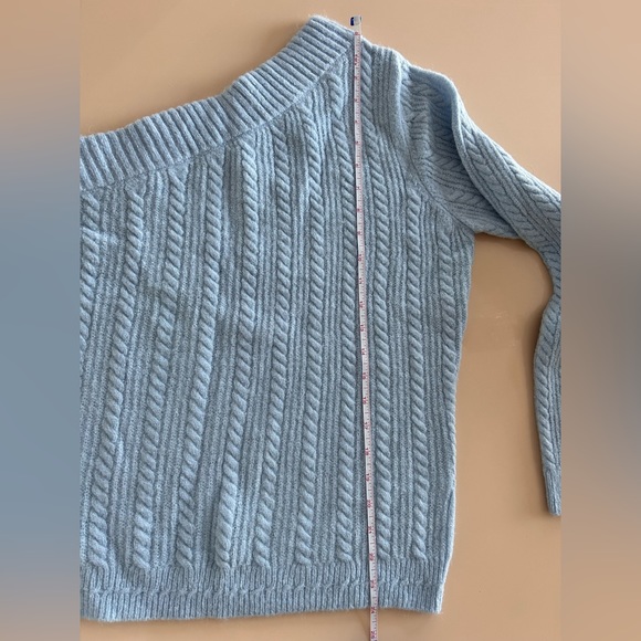 Gorgeous Winter Blue Venus Sweater - Picture 5 of 7